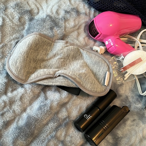 Travel bundle! - Picture 7 of 7